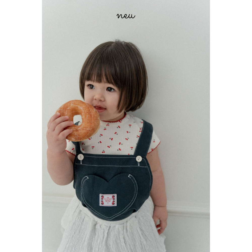 26春 正韓 neu｜Little Vintage 車邊小細節 櫻桃上衣  白/灰-細節圖5