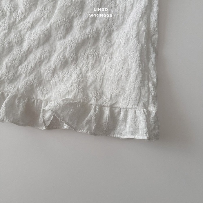 26春 正韓 LINDO｜Soft Bloom 綁帶壓紋背心（三色）-細節圖7