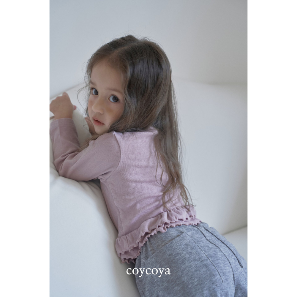 26春 正韓 COYCOYA｜Soft Lounge 小裙擺素色上衣-細節圖3