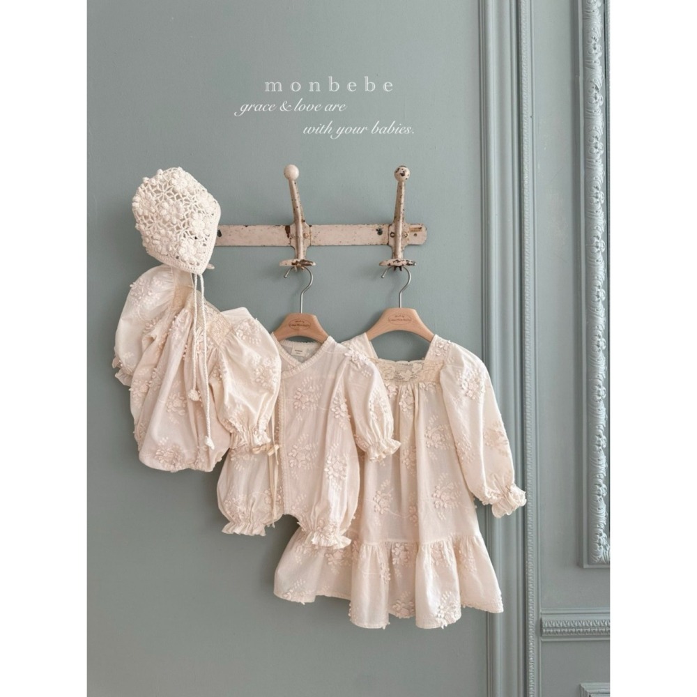 26春 正韓 monbebe 質感刺繡 洋裝 幼童款(80-120cm) 、Mom款、另有baby款-細節圖4