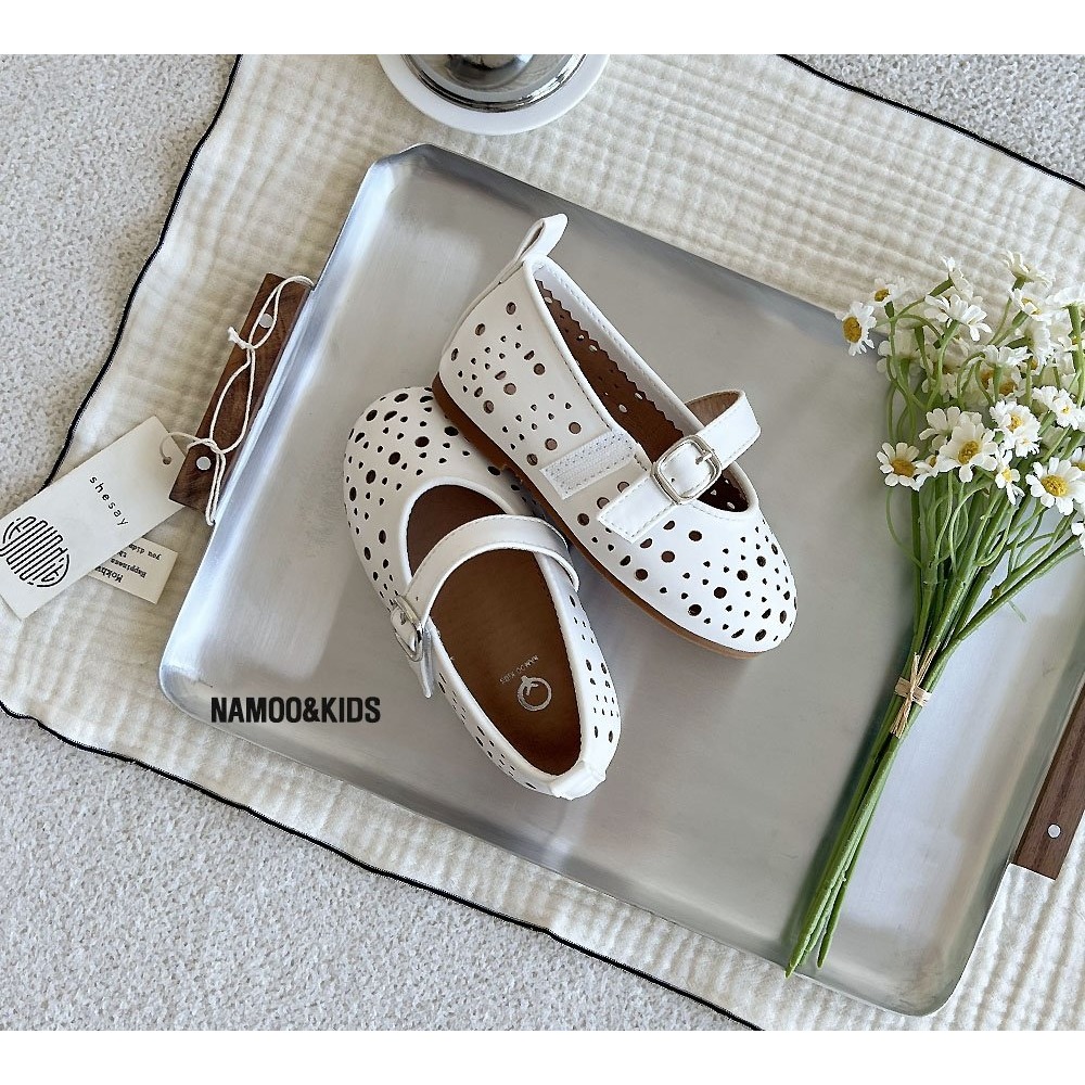 26春 正韓 Namoo 雕花簍空 平底鞋-細節圖3