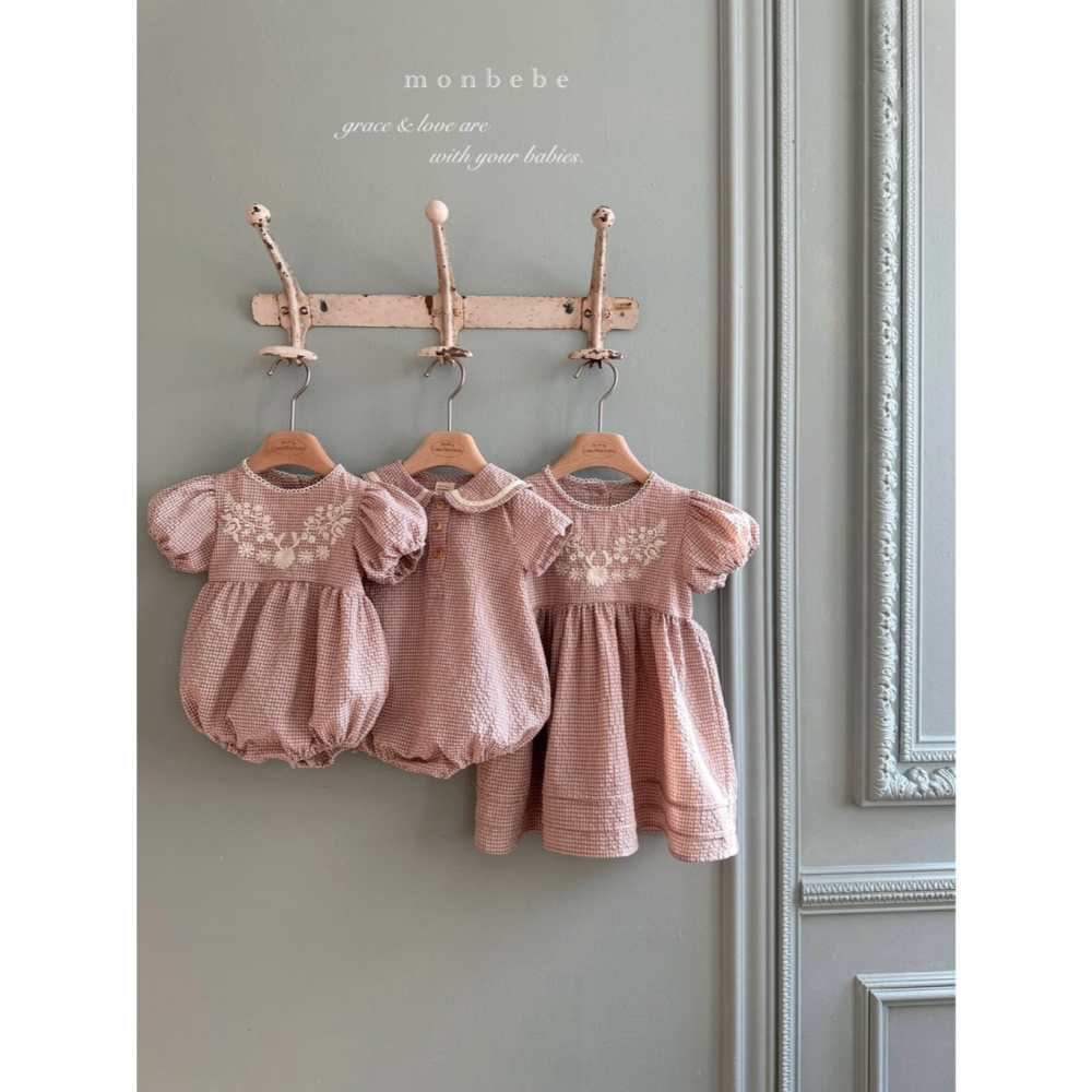 26春 正韓 monbebe 清新刺繡 格紋洋裝 baby款-細節圖6