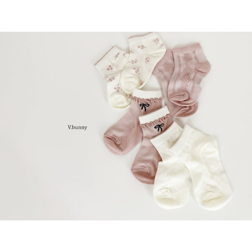 正韓 V.bunny 粉色系短襪（四雙一組）-細節圖2