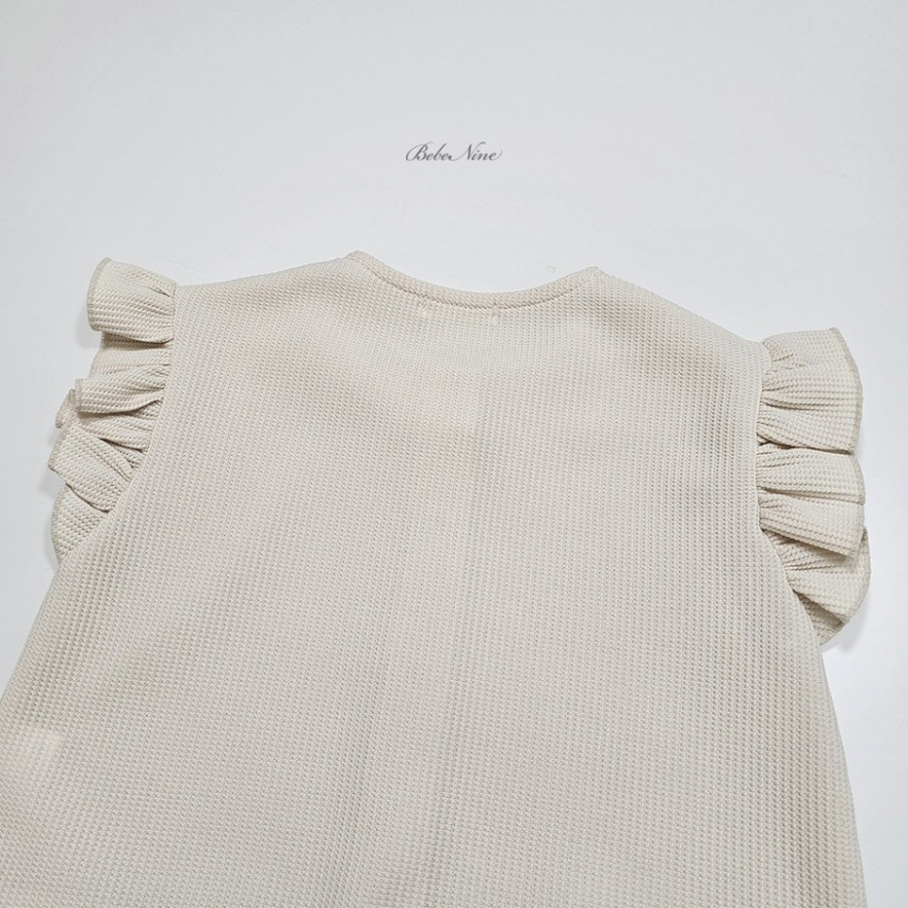 26夏 正韓 BEBENINE｜Milk Beige 簡約華夫格 荷葉邊套裝-細節圖7