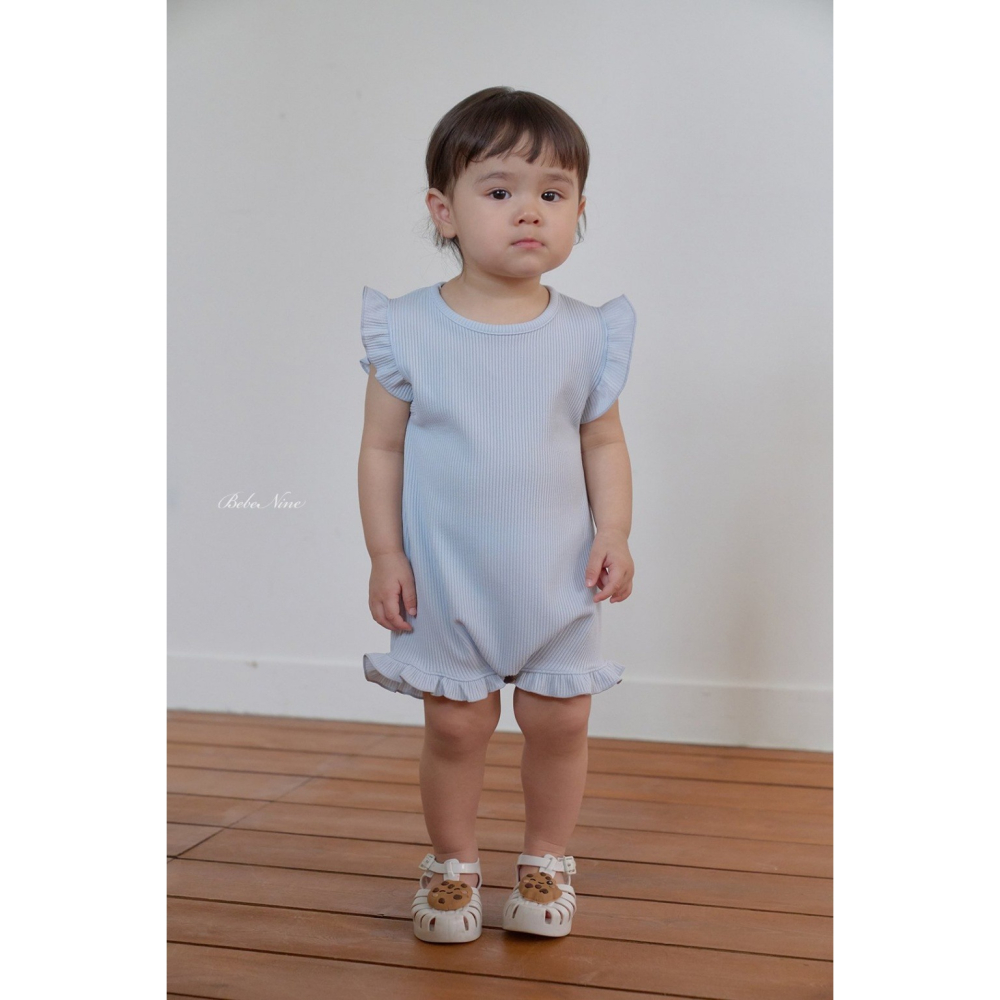 26夏 正韓 BEBENINE｜Milk Beige 坑條荷葉邊 連身褲 baby款-細節圖3