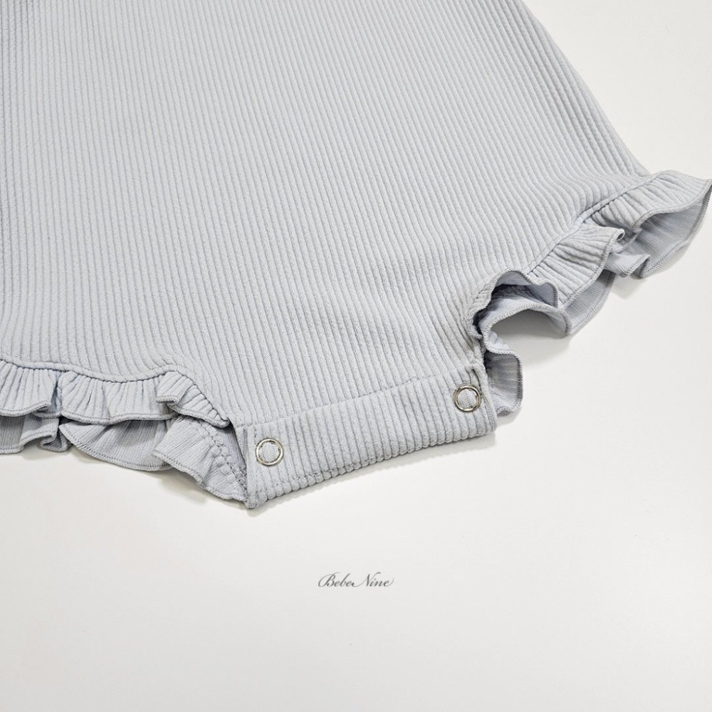 26夏 正韓 BEBENINE｜Milk Beige 坑條荷葉邊 連身褲 baby款-細節圖6