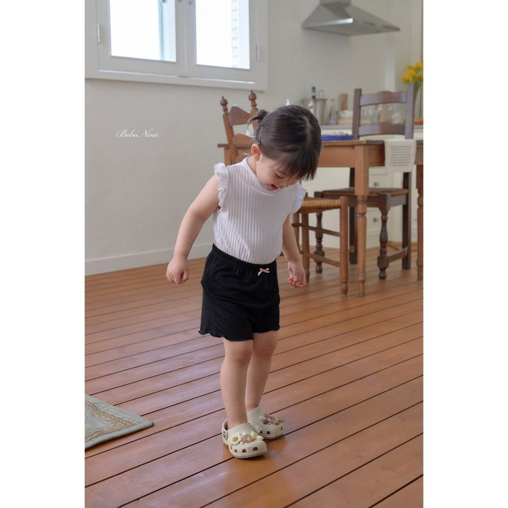 26夏 正韓 BEBENINE｜Milk Beige 坑條荷葉邊 無袖上衣-細節圖5