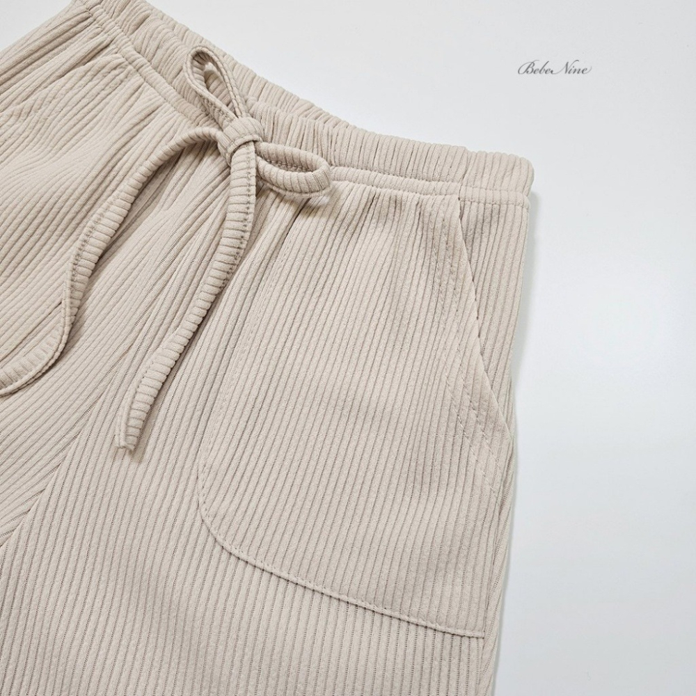 26夏 正韓 BEBENINE｜Milk Beige 舒適華夫格 綁帶短褲-細節圖7