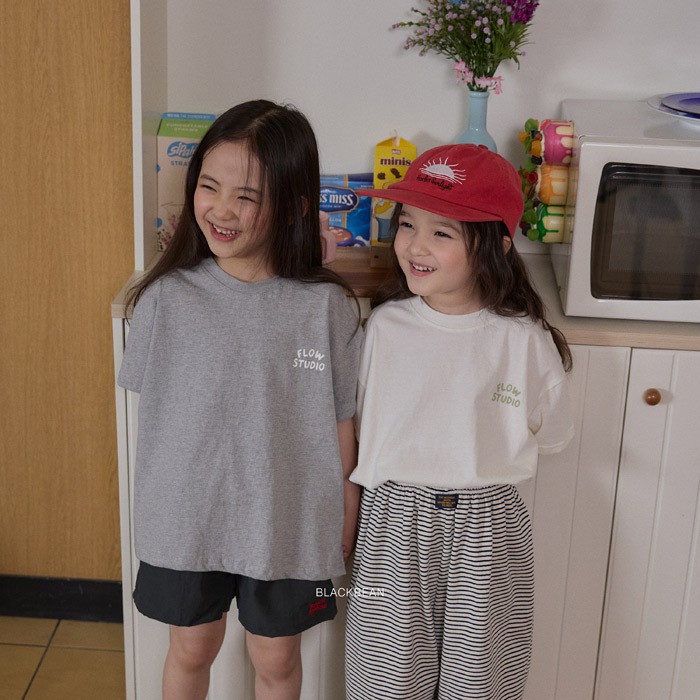 26夏 正韓 BLACKBEAN｜Everyday Basic  簡約配色 字母短T-細節圖2