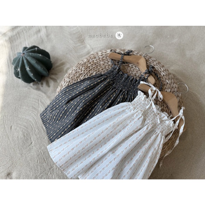 26夏 正韓 MACBEBE｜Pure Baby 小碎花 渡假連身洋裝 幼童款-細節圖4