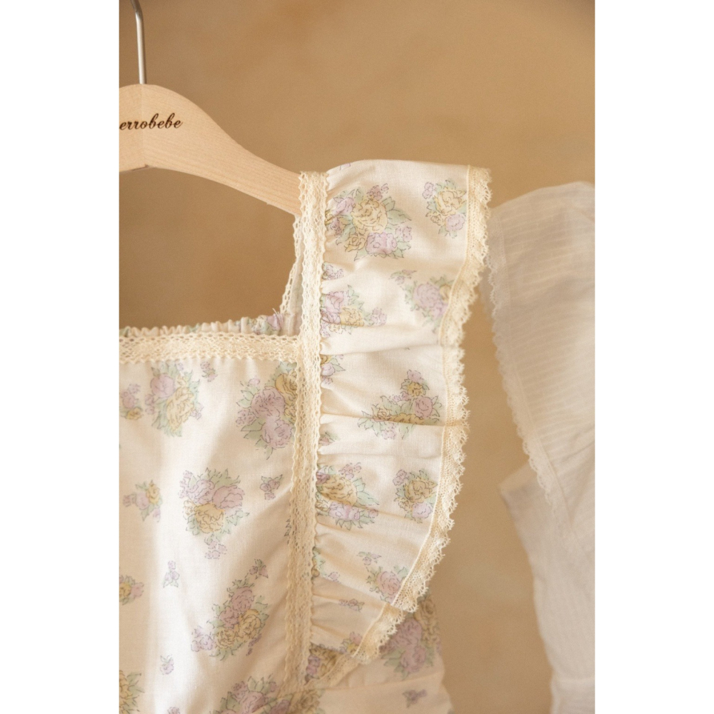 26夏 正韓 Perrobebe｜Cottage Story 飄逸法式上衣-細節圖9