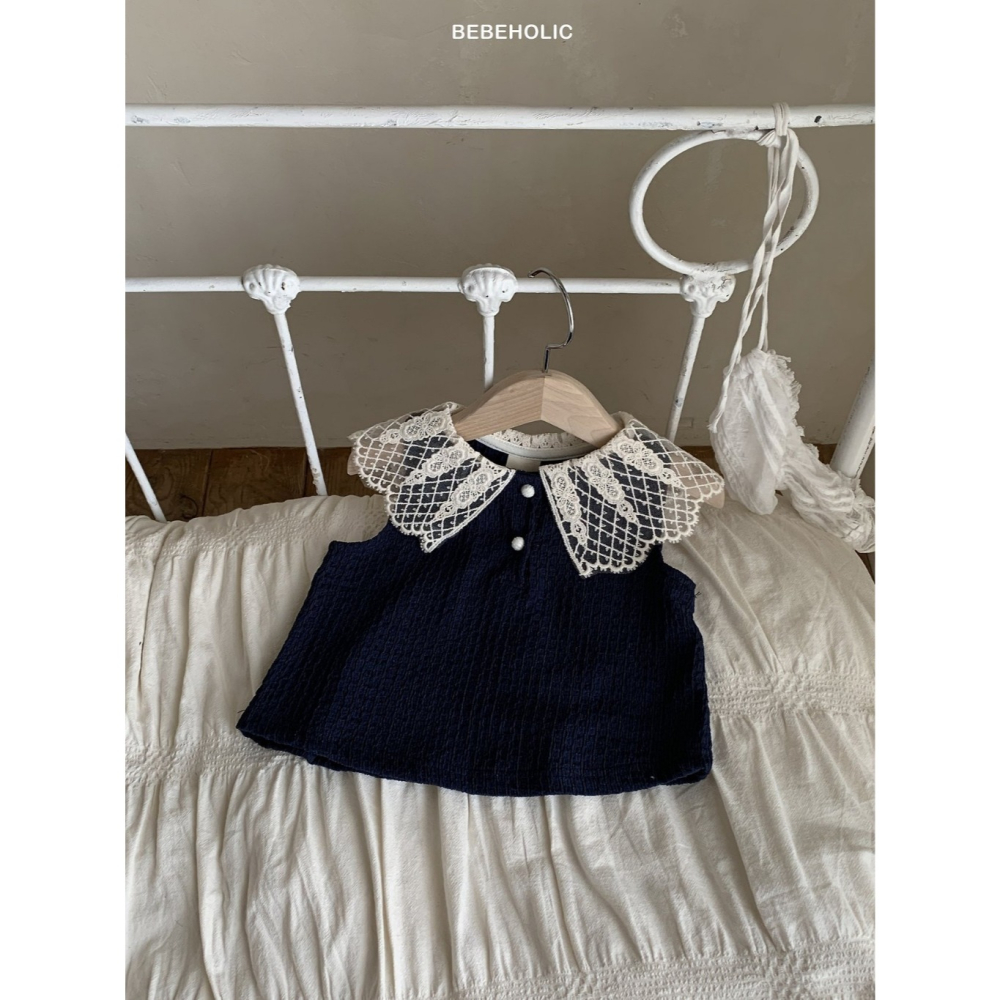 26夏 正韓 BEBEHOLIC｜Pure Lace 質感蕾絲 壓紋上衣-細節圖5