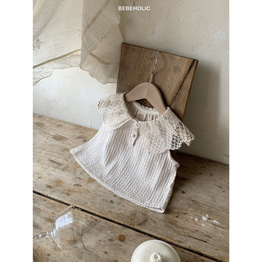 26夏 正韓 BEBEHOLIC｜Pure Lace 質感蕾絲 壓紋上衣-細節圖6