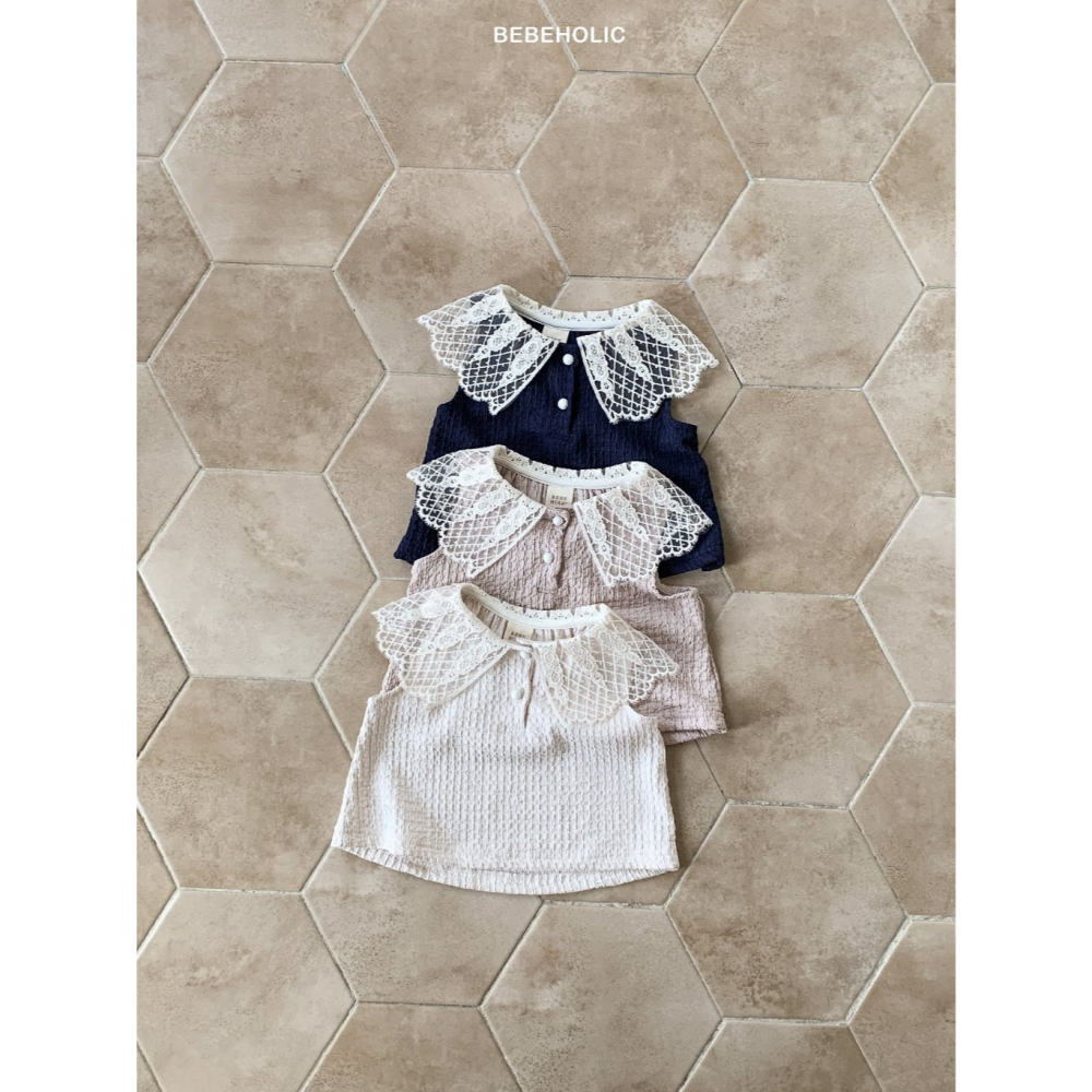 26夏 正韓 BEBEHOLIC｜Pure Lace 質感蕾絲 壓紋上衣-細節圖7