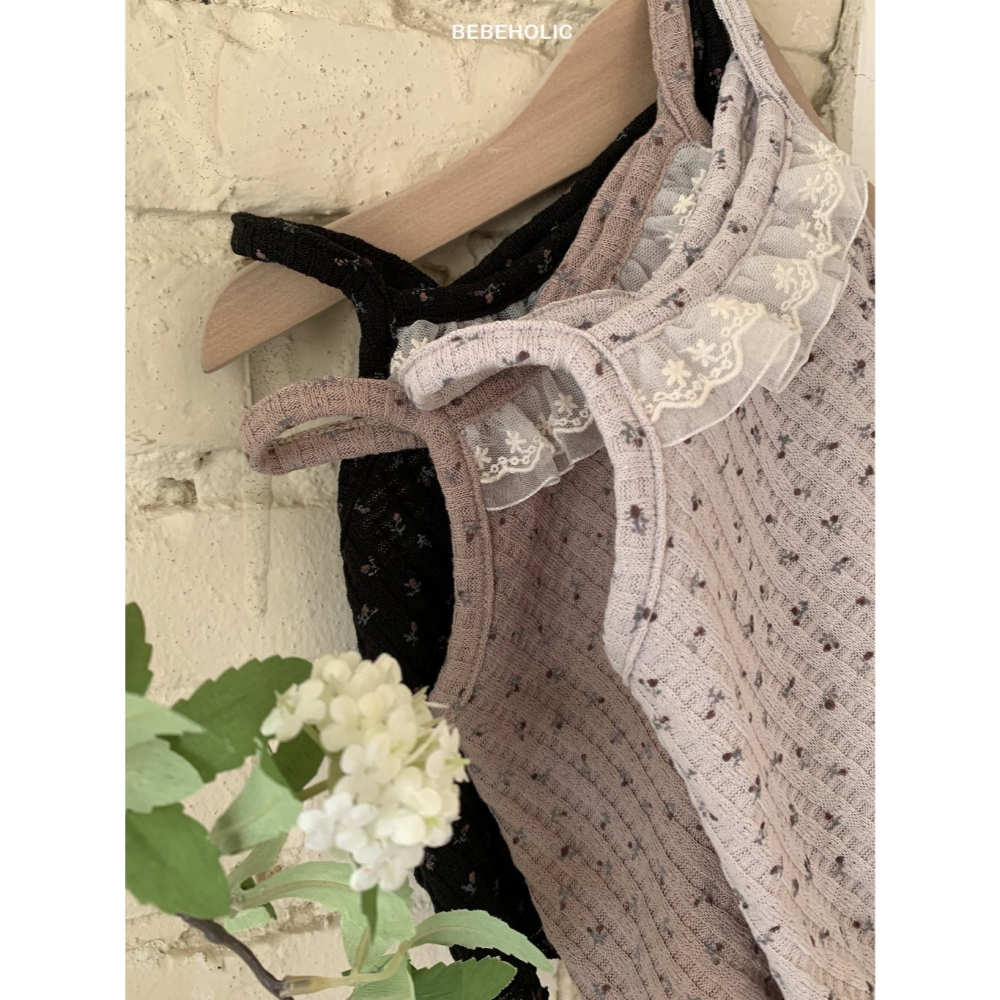 26夏 正韓 BEBEHOLIC｜Pure Lace 小花木耳邊 蕾絲背心-細節圖2