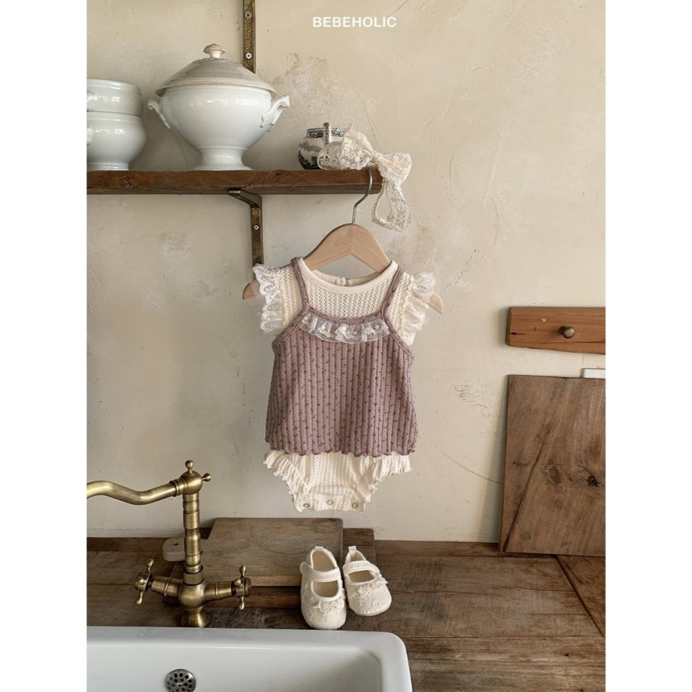 26夏 正韓 BEBEHOLIC｜Pure Lace 小花木耳邊 蕾絲背心-細節圖4