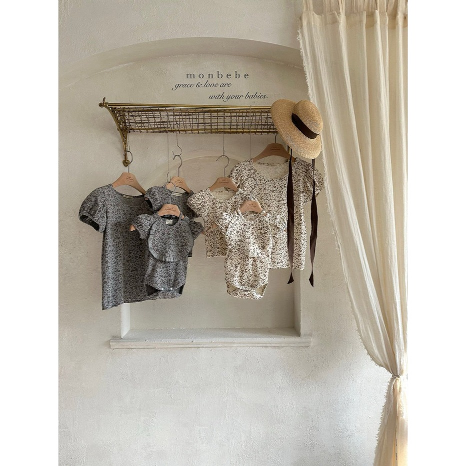 26夏 正韓 MONBEBE｜Little Château 質感碎花 包屁衣 附兜兜 baby款-細節圖4