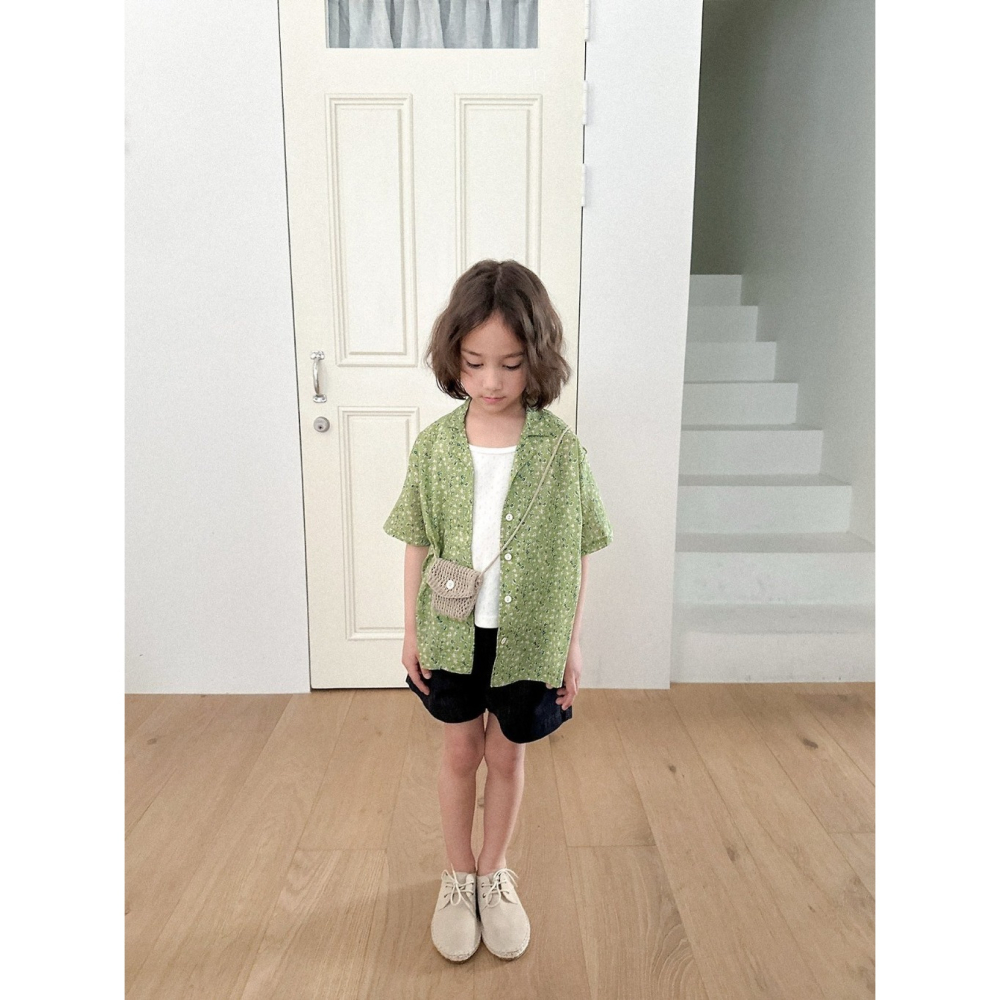 26夏 正韓 DIGREEN｜Daily Neutral 要去墾丁 小碎花 短袖襯衫-細節圖6