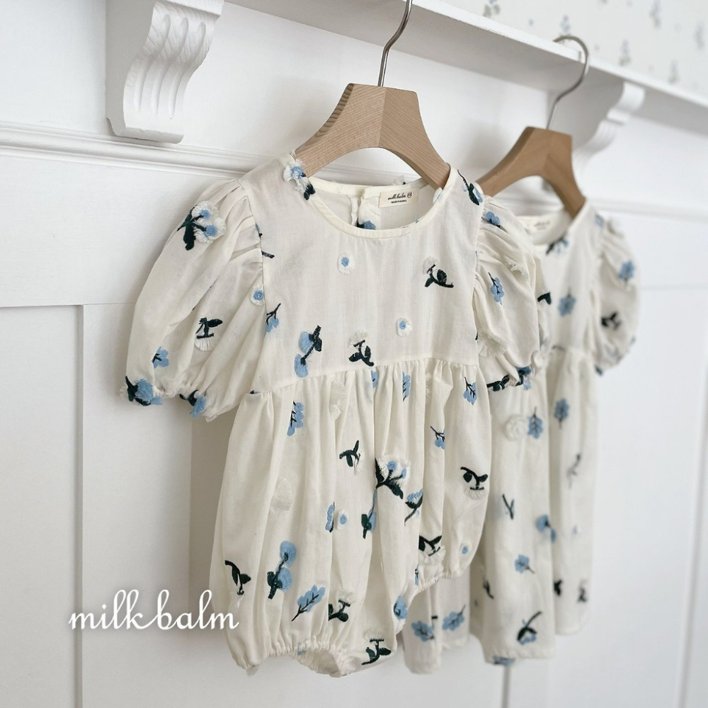 26夏 正韓 Milkblam | Petit Bloom 高質感刺繡 包屁衣 抓周 大推款-細節圖3