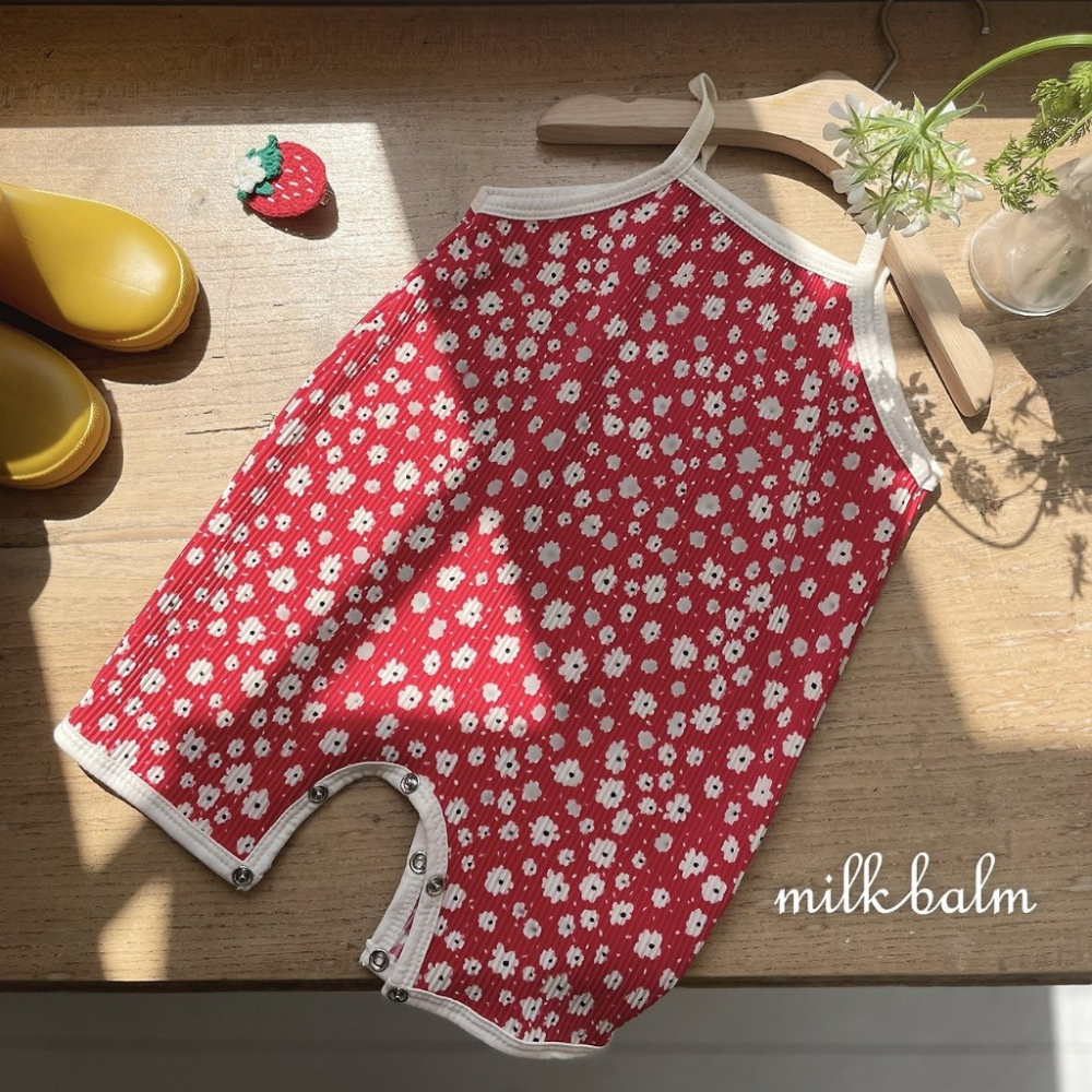 26夏 正韓 Milkblam | Petit Bloom 小花花 打褶連身褲-細節圖6