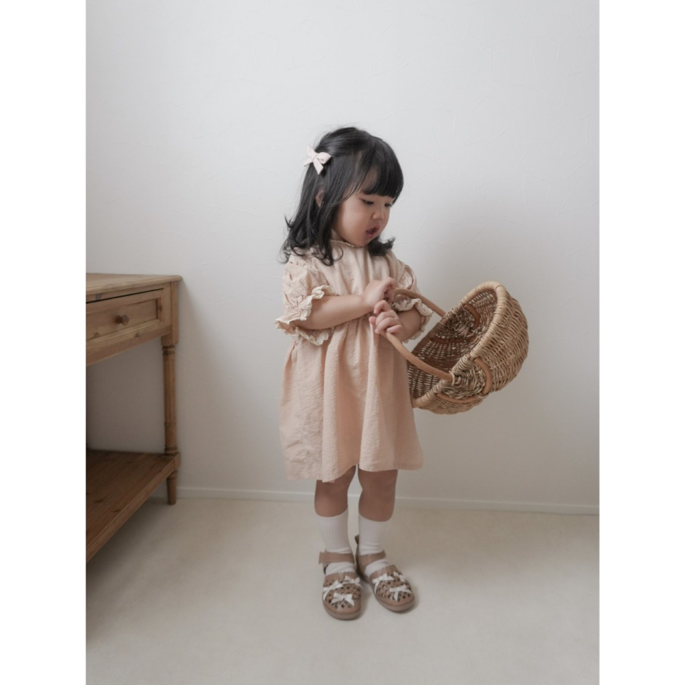 26夏 正韓 Mimimarket | Cream Linen 泡泡紗 公主袖 洋裝 大推氣質款-細節圖2