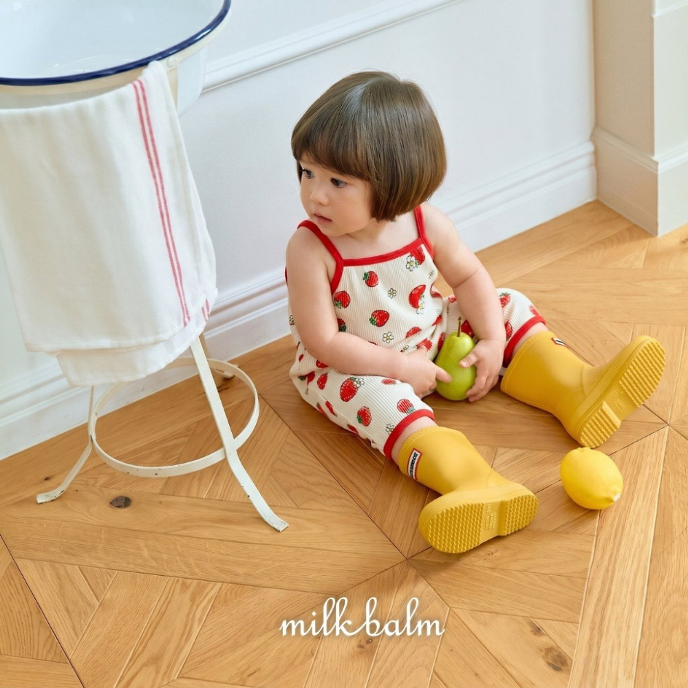 26夏 正韓 Milkbalm｜Second Summer Story 小草莓 連身褲 baby款-細節圖2