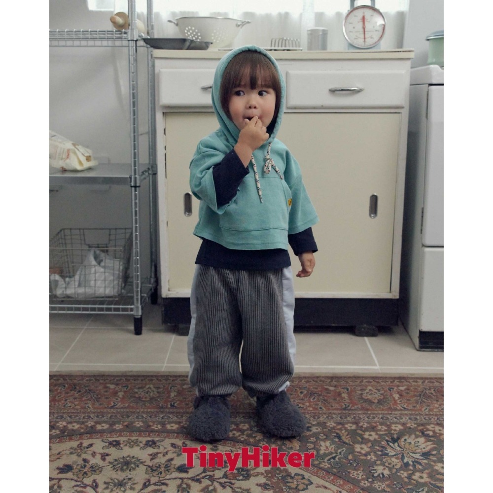 【26秋 】正韓 TinyHiker | 童年時光 亮色系 七分落肩 連帽上衣-細節圖8