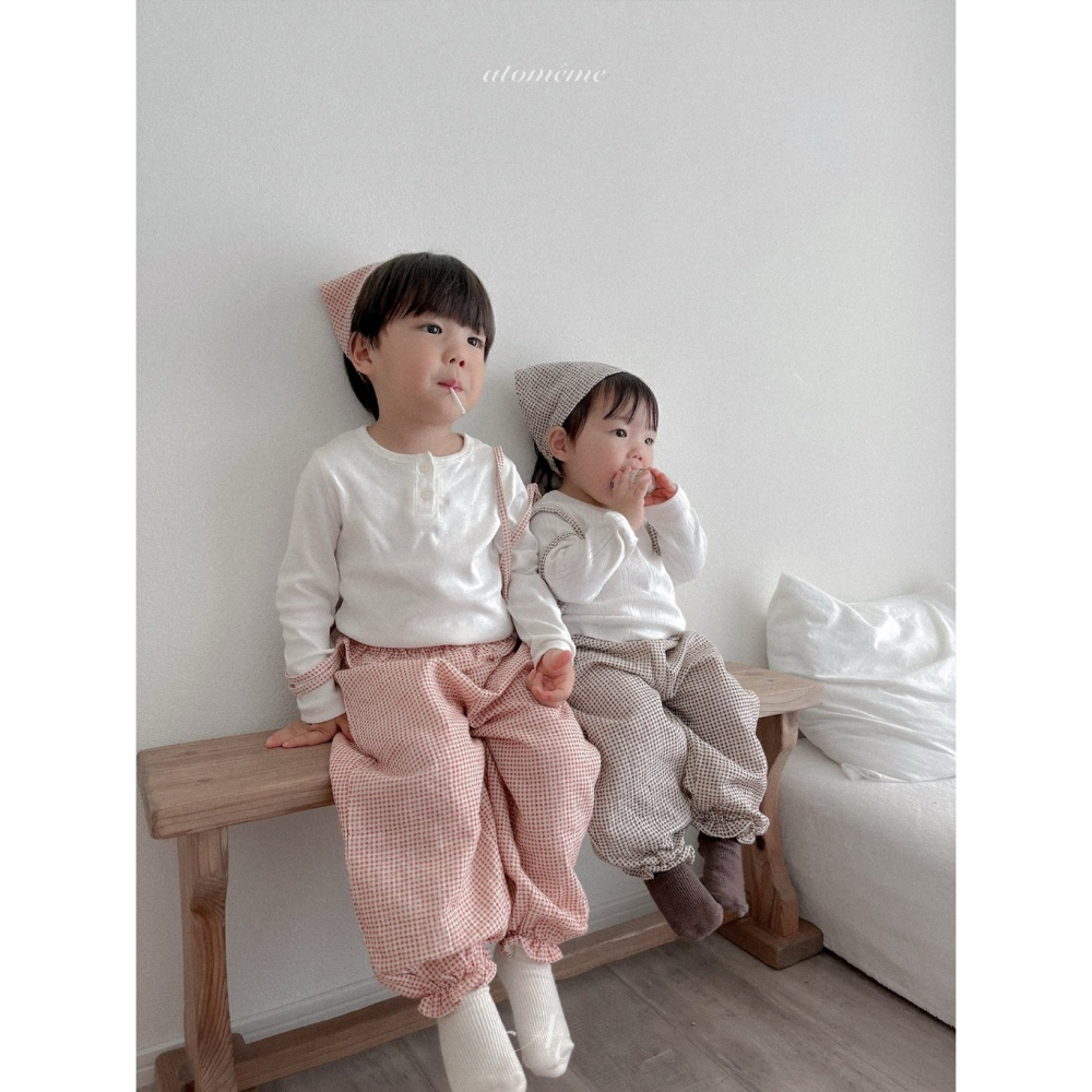 【26秋 】正韓 Atomeme | 暖秋小日子 手揉感 小花邊 格紋長褲-細節圖4