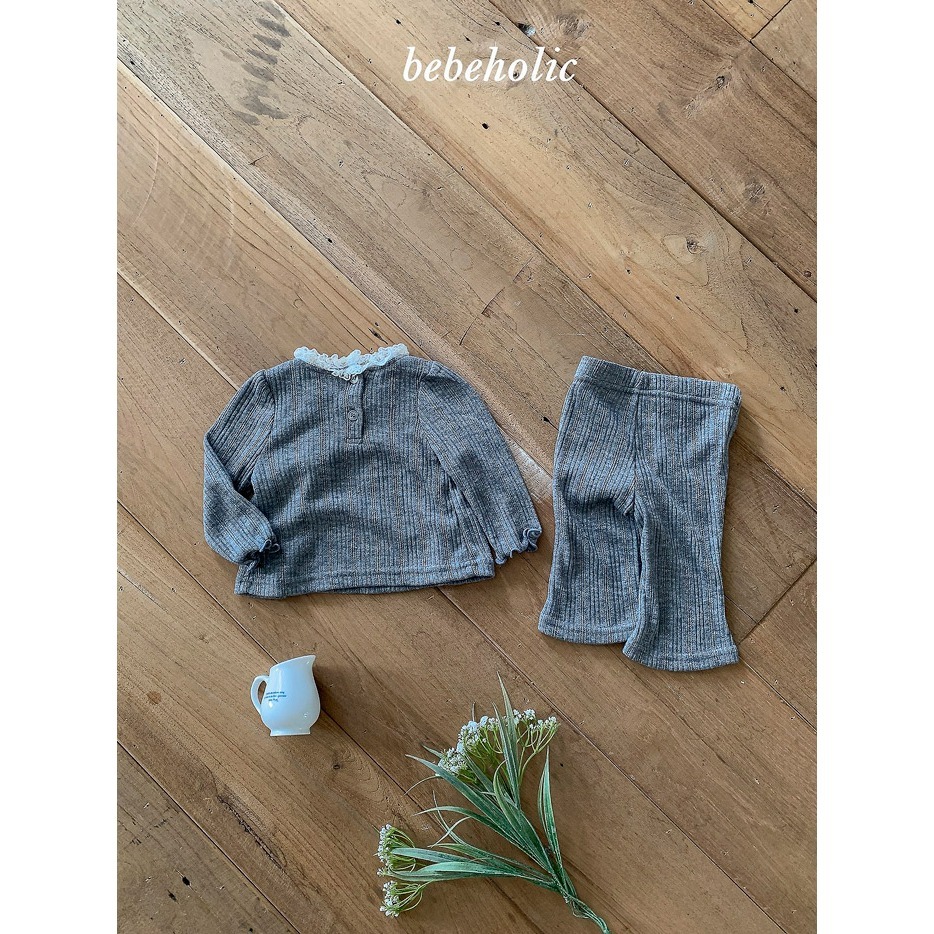 【26秋 】正韓 Bebeholic | 暖暖擁抱 立體坑紋針織 蕾絲滾邊套裝-細節圖5