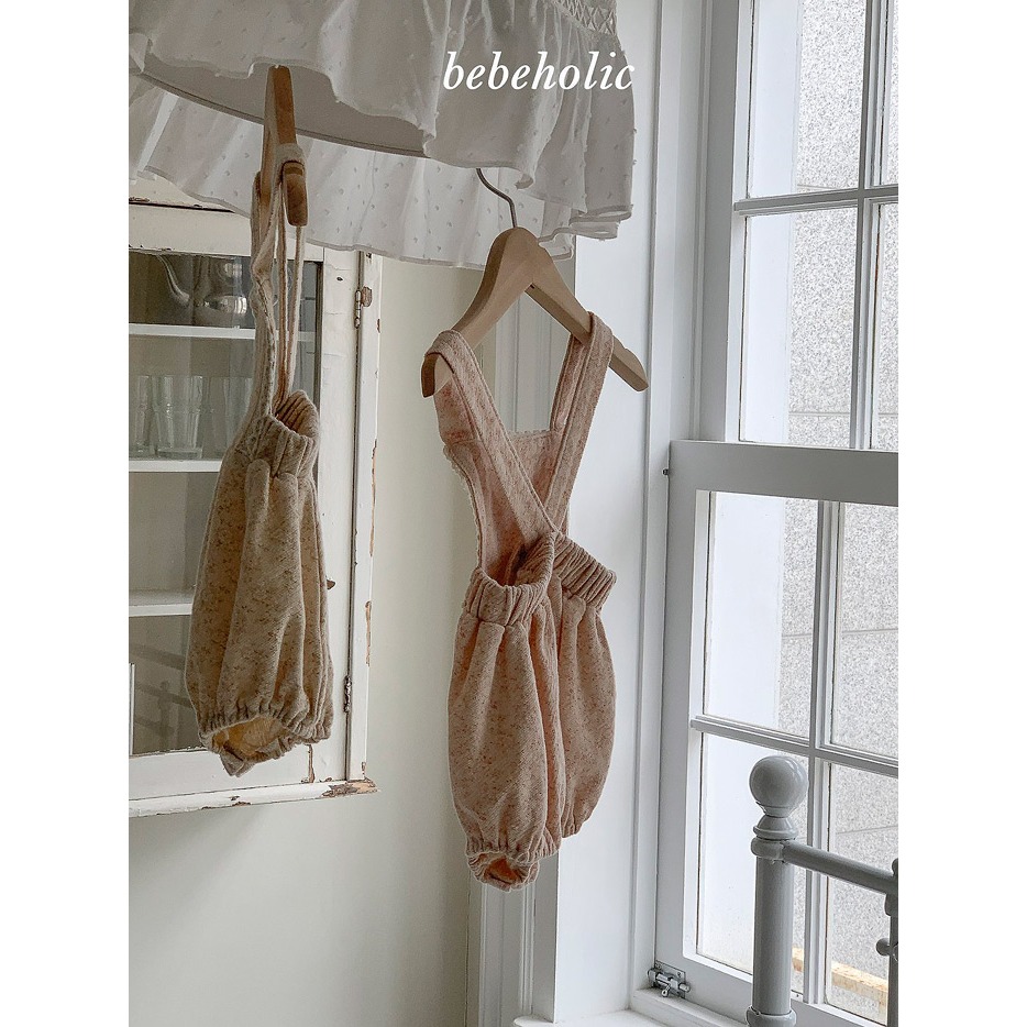 【26秋 】正韓 Bebeholic | 暖暖擁抱 滾邊布蕾 吊帶褲-細節圖4