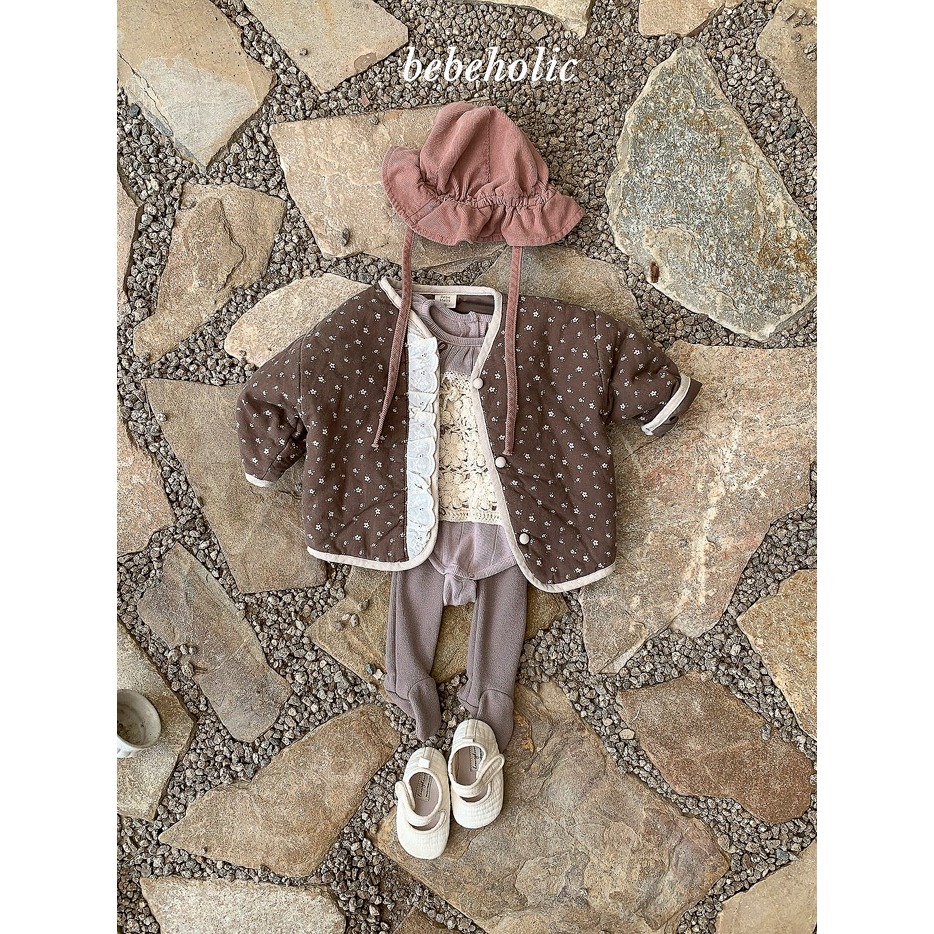【26秋 】正韓 Bebeholic | 暖暖擁抱 小碎花鋪棉外套-細節圖3