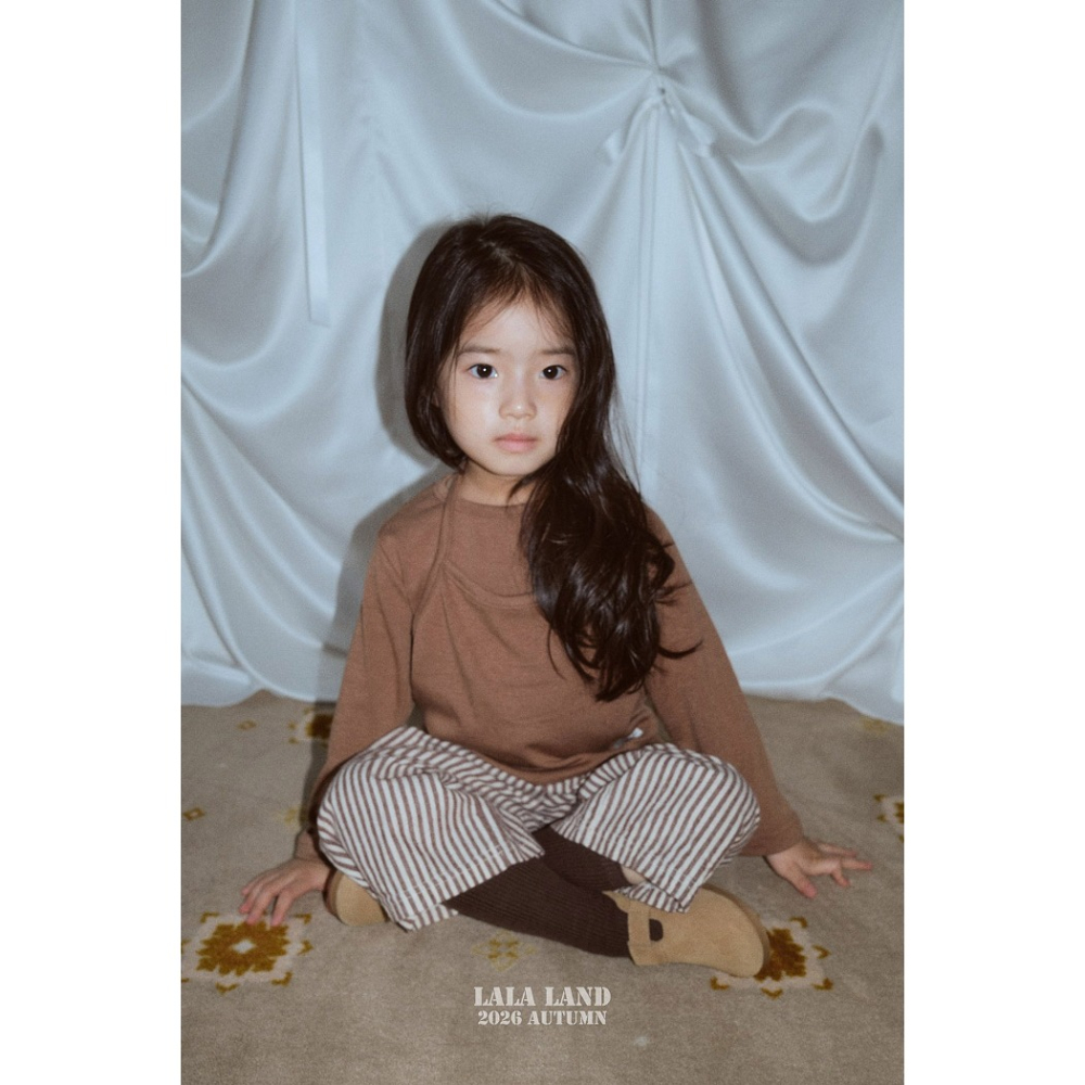 【26秋 】正韓 Lalaland | 暖秋日常 直條紋 直筒長褲 幼童款-細節圖4