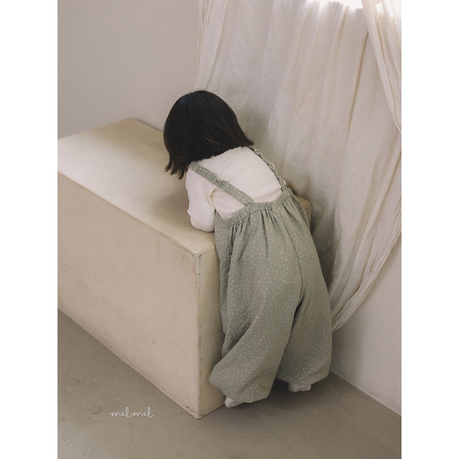 【26秋 】正韓 Melmel｜小巴黎的秋日衣櫥  法式碎花 吊帶褲 私心大推款-細節圖4