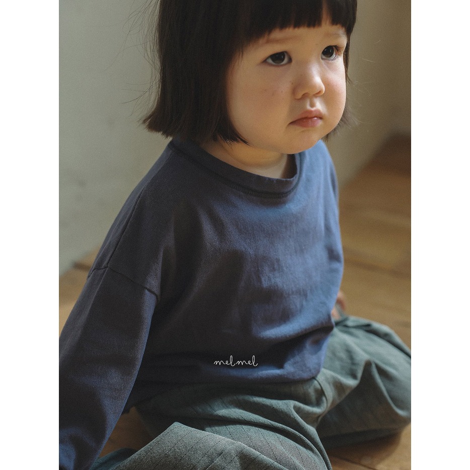【26秋 】正韓 Melmel｜小巴黎的秋日衣櫥 質感車線 長袖上衣 大推款-細節圖3