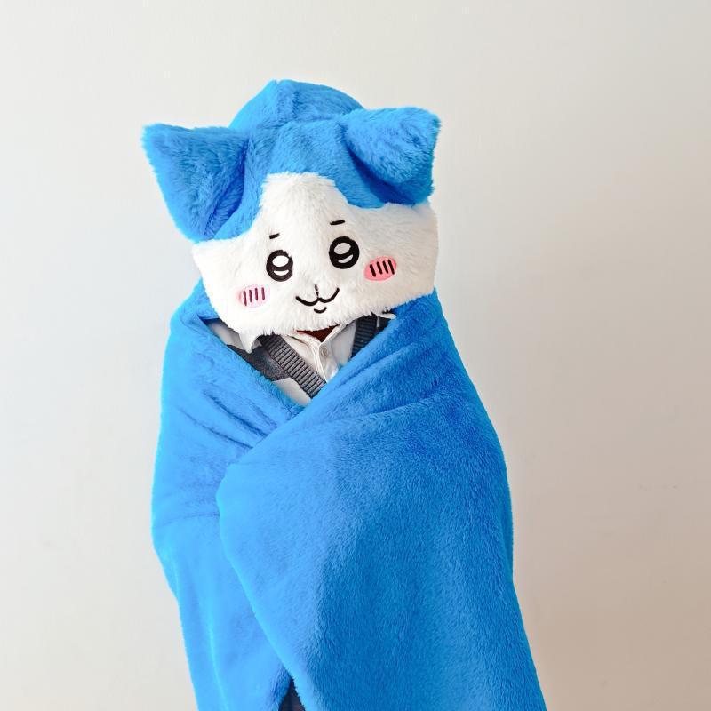 【沁的娃娃屋】❤️台灣出貨❤️冬天必備❄️吉伊卡哇連帽披風 棉被 小可愛 烏薩奇 小八貓 辦公室必備 cos裝 生日禮物-細節圖3