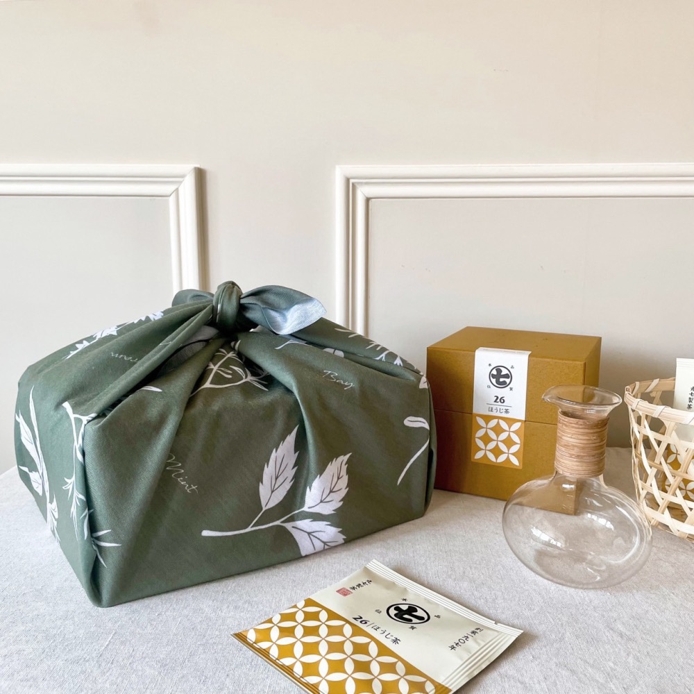 漫步植物園系列 - 自然風萬用大方巾 (香草植物款)-細節圖2