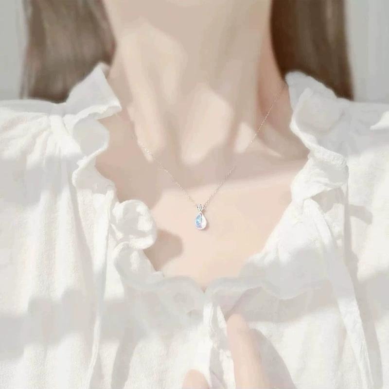 【43小舖】925純銀 水滴月光石 人魚海洋之心 漸變炫彩 項鍊｜S925｜通體純銀｜頸鍊｜鎖骨鍊｜飾品｜銀飾｜送拭銀布-細節圖3