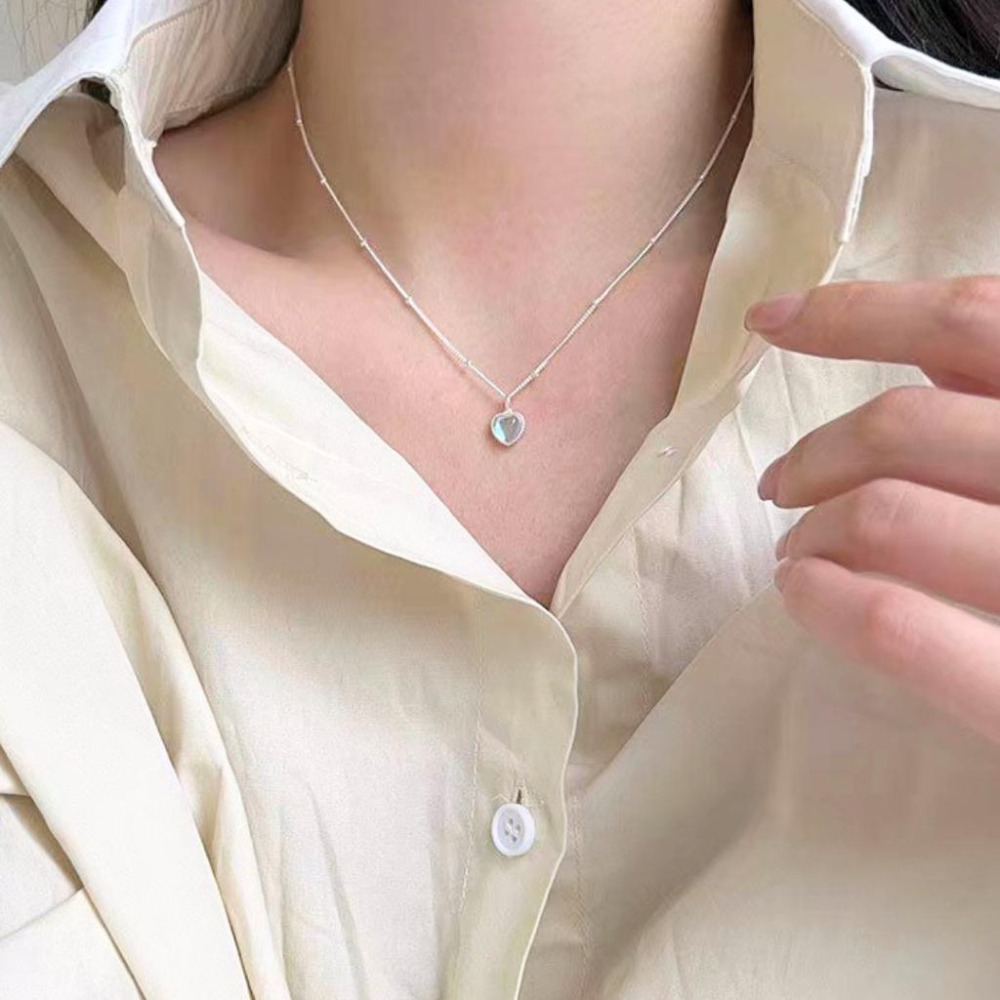 【43小舖】925純銀 月光石 愛心 心形 漸變炫彩 項鍊｜S925｜通體純銀｜頸鍊｜鎖骨鍊｜飾品｜銀飾｜送拭銀布-細節圖5