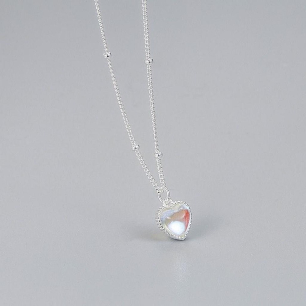 【43小舖】925純銀 月光石 愛心 心形 漸變炫彩 項鍊｜S925｜通體純銀｜頸鍊｜鎖骨鍊｜飾品｜銀飾｜送拭銀布-細節圖9