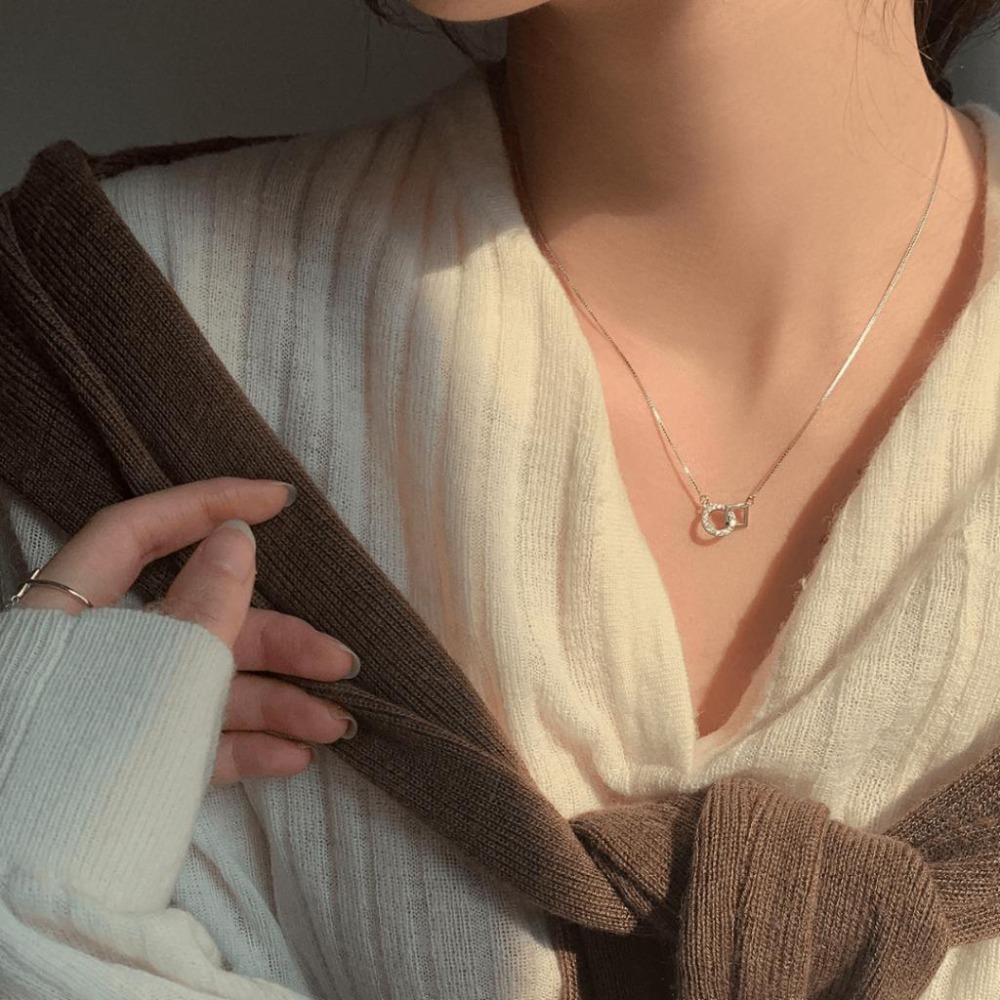 【43小舖】925純銀 方圓環扣 鑲鑽鋯石 項鍊｜S925｜通體純銀｜頸鍊｜鎖骨鍊｜飾品｜銀飾｜送拭銀布-細節圖4