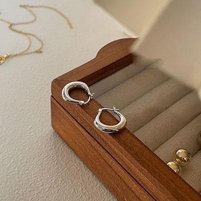 【43小舖】925純銀 幾何U型 圓圈 扣式 耳釘 ｜S925｜通體純銀｜耳環｜耳扣｜耳圈｜耳飾｜飾品｜銀飾｜送拭銀布-細節圖7