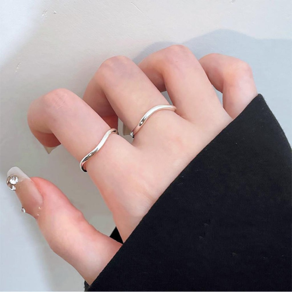 【43小舖】925純銀 字母刻字 不規則扭曲 波浪 戒指｜S925｜通體純銀｜閉口戒｜飾品｜銀飾｜3種尺寸｜送拭銀布-細節圖4