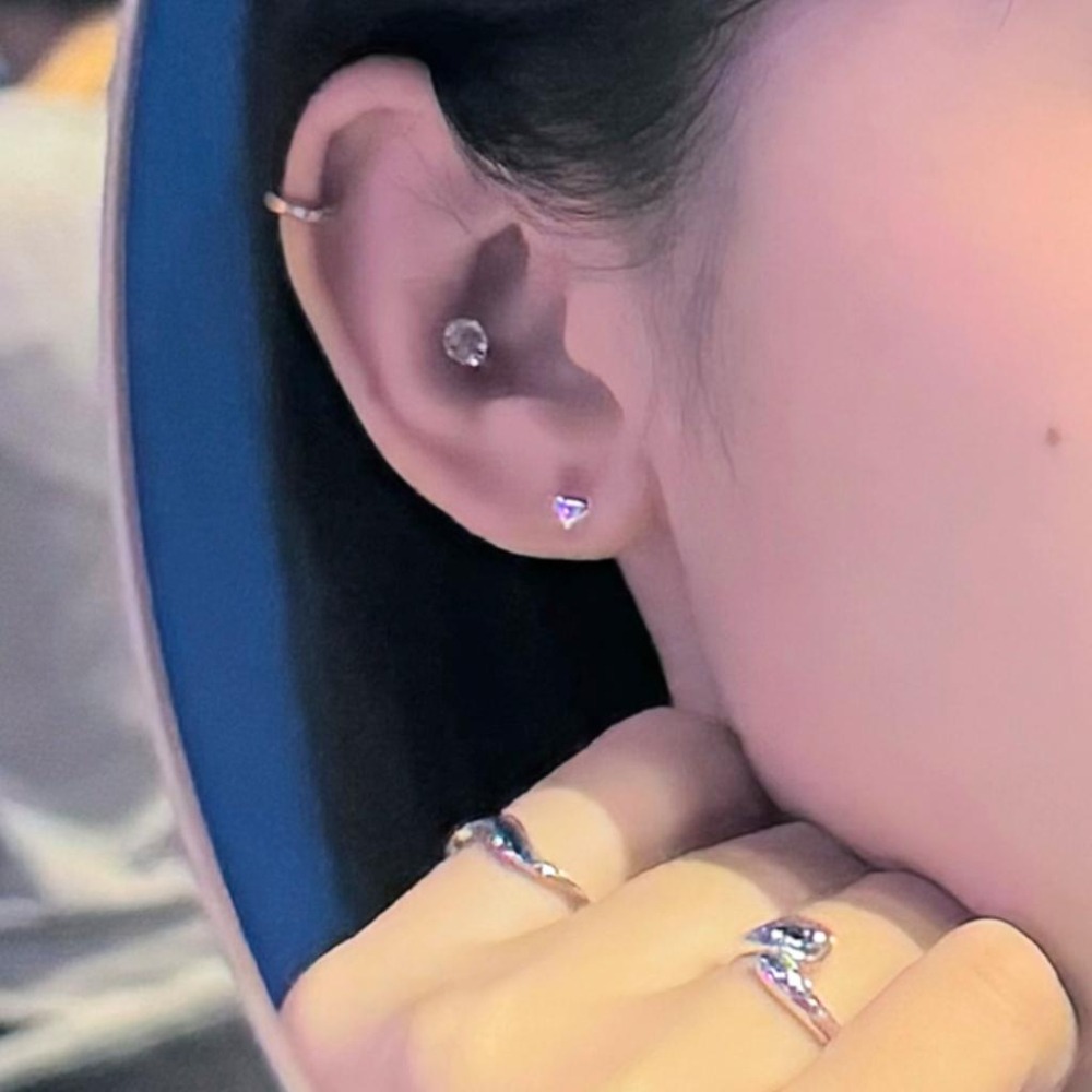 【43小舖】999足銀 愛心桃心 心形 耳釘 ｜S999｜通體純銀｜純銀｜耳環｜耳飾｜飾品｜銀飾｜送拭銀布-細節圖4