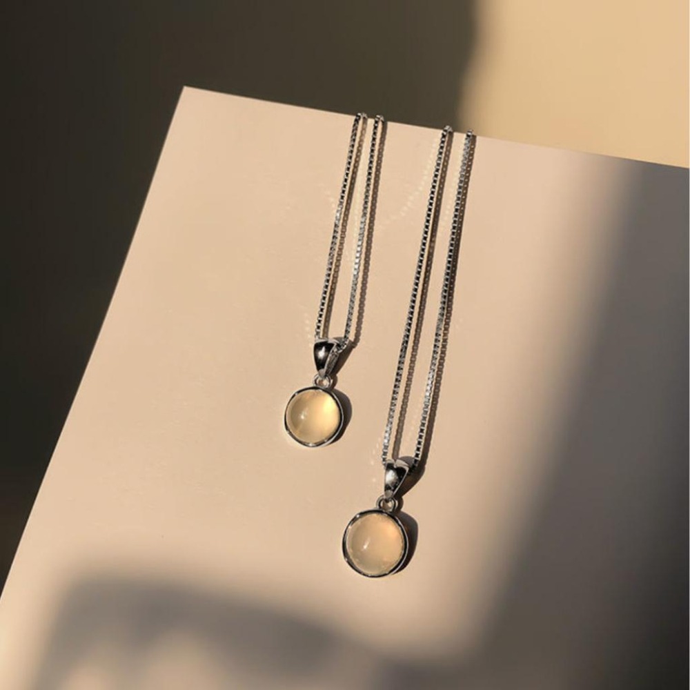 【43小舖】925純銀 白玉髓 月光 平衡心靈能量 項鍊｜S925｜通體純銀｜頸鍊｜鎖骨鍊｜飾品｜銀飾｜送拭銀布-細節圖9