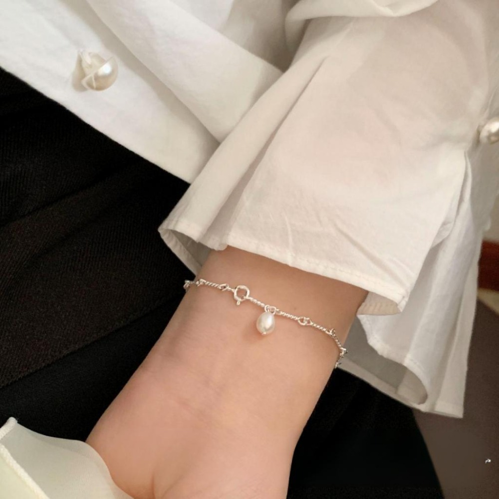 【43小舖】925純銀 天然珍珠 扭線 扭繩 扭結鏈 手鍊｜S925｜通體純銀｜手環｜手鏈｜手飾｜飾品｜銀飾｜送拭銀布-細節圖4