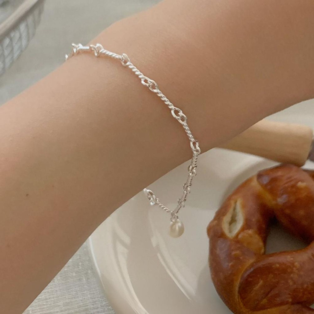 【43小舖】925純銀 天然珍珠 扭線 扭繩 扭結鏈 手鍊｜S925｜通體純銀｜手環｜手鏈｜手飾｜飾品｜銀飾｜送拭銀布-細節圖6