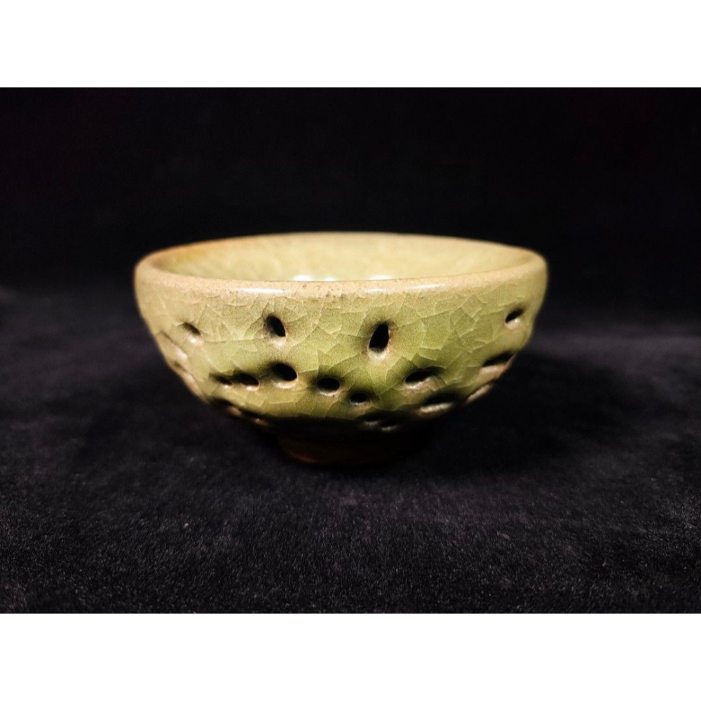 早期德化瓷土茶杯 - 雲鼎手作冰裂鏤空茶杯/主人杯/個人杯（茶壺/宜興/紫砂/茶道/茶具/茶葉/陶器/陶藝/陶瓷/瓷器）-細節圖3