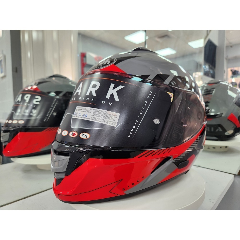 ✧上頂安全帽✧🔥打折or MT頭套🔥Airoh SPARK #8彩繪 義大利全罩式安全帽 台灣頭型 隱藏藍芽線設計-細節圖3