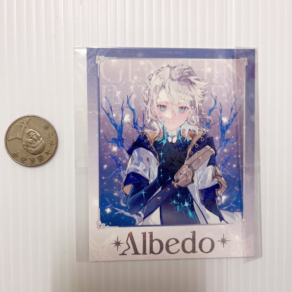 現貨🎐風精靈🎐原神同人｜阿貝多 蒙德 拍立得 明信片 透卡 鐳射票 娃娃 立牌 吊飾 原神周邊 原神週邊-規格圖2