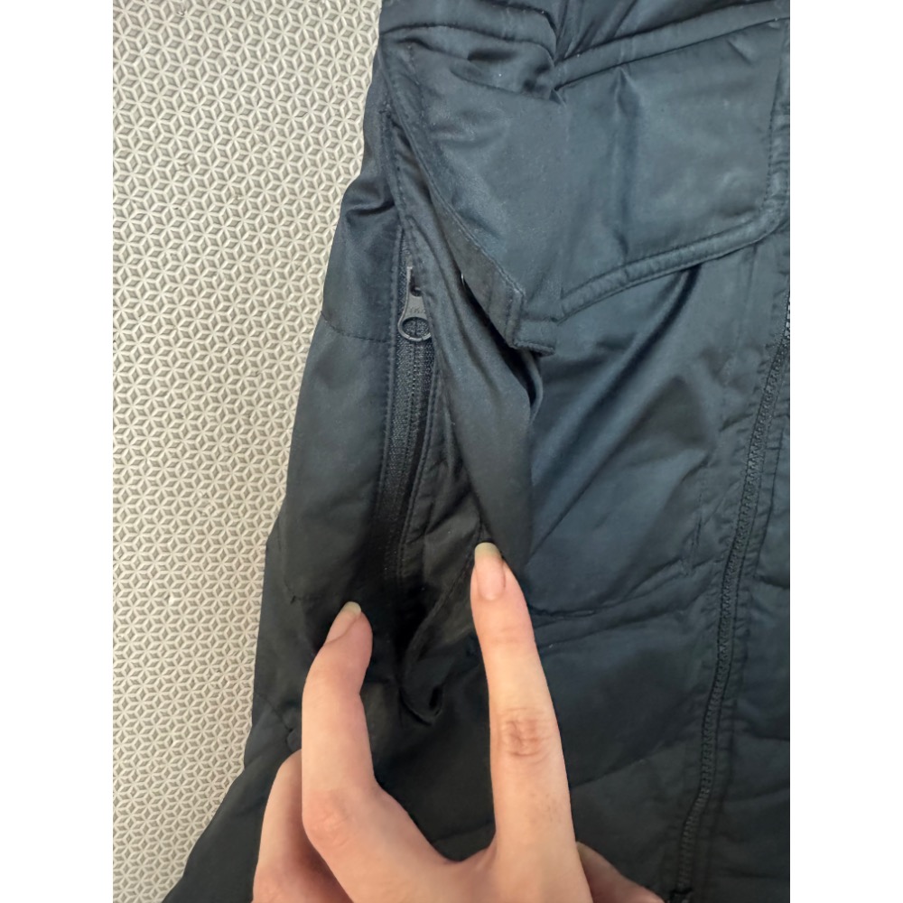 Nike二手外套-細節圖2